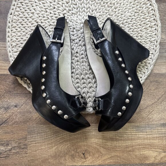 Michael Kors Black Platform Wedges Open Toe Slingback Shoes Size 9 Charm Logo - Picture 2 of 16